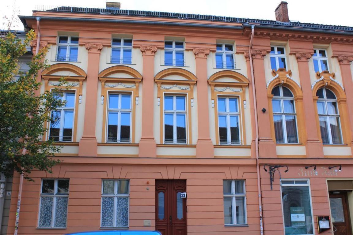 Studio Apartment Im Palais Fleur Blanche Potsdam Exterior photo